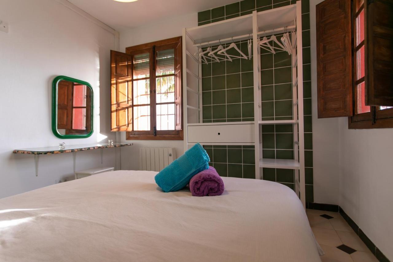Casa Cuartel El Velero Semesterbostad *