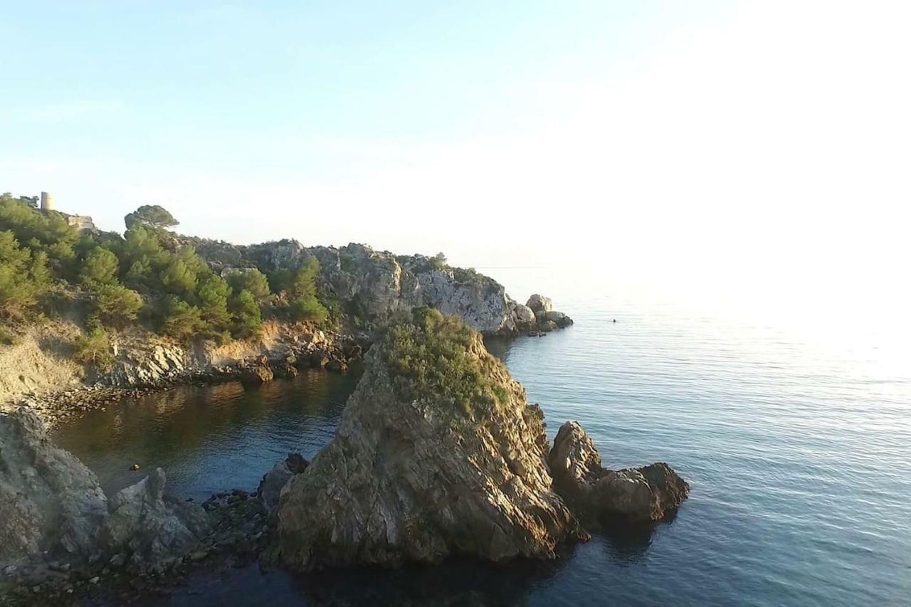 Casa Cuartel El Velero Semesterbostad Nerja